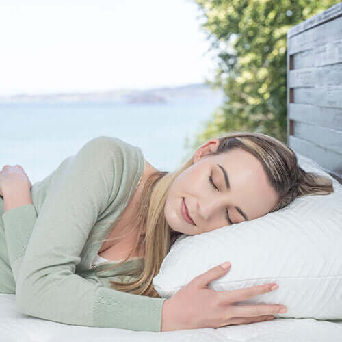 The 5 benefits of sleeping on a shredded memory foam pillow